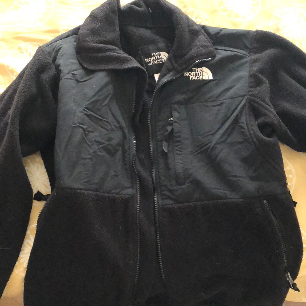 Women’s North Face Black Fleece Jacket